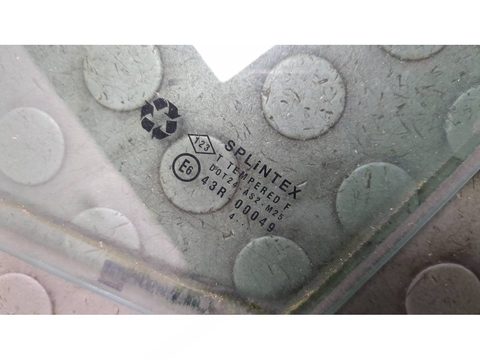 Форточка передняя левая Nissan Primastar I, 2001 г., OEM 8024500QAB, арт. 20922011, фото 2