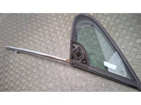 Форточка передняя левая Peugeot 307 3C, 2001 г., OEM 920194, арт. 21257088