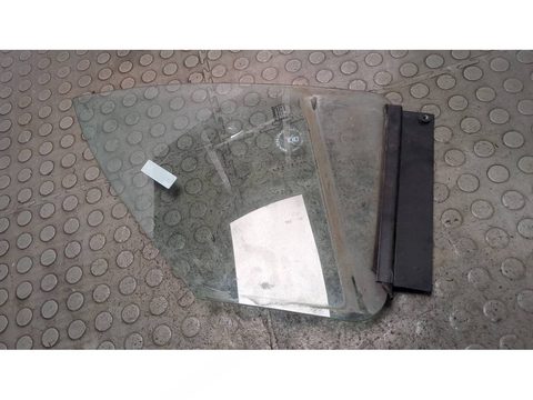 Форточка передняя левая Renault Megane I, 1995 г., OEM 7701470198, арт. 21267288