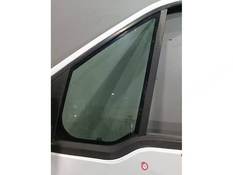 Форточка передняя левая Ford Transit Connect, 2006 г., арт. 346044, фото 3