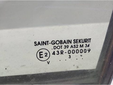 Форточка передняя левая Citroen C8, 2003 г., арт. 50020382, фото 2