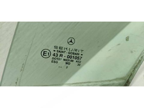 Форточка передняя левая Mercedes A W168, 2002 г., арт. 50040629, фото 2