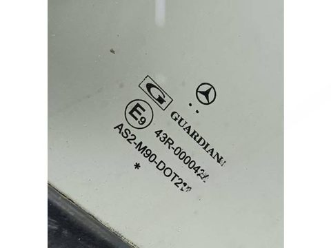 Форточка передняя левая Mercedes Sprinter, 1995 г., OEM A9017250109, арт. 54012284, фото 2