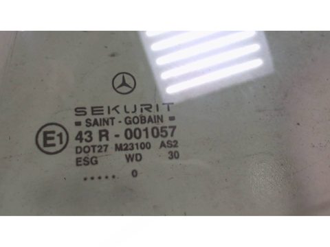Форточка передняя левая Mercedes A W168, 1997 г., OEM A1687250109, арт. 7215724, фото 2