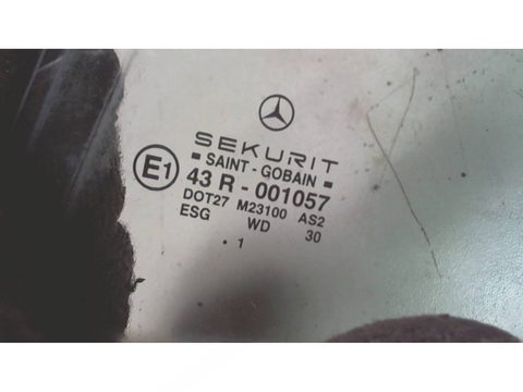 Форточка передняя левая Mercedes A W168, 1997 г., OEM A1687250109, арт. 7283238, фото 2