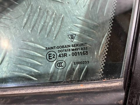 Форточка передняя левая Porsche Panamera, 2011 г., OEM 970542311, арт. 8739017, фото 11