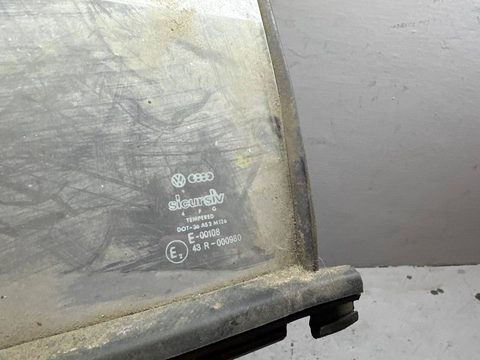 Форточка передняя левая Volkswagen Passat B2, 1987 г., OEM 321845251D, арт. B113599982, фото 2