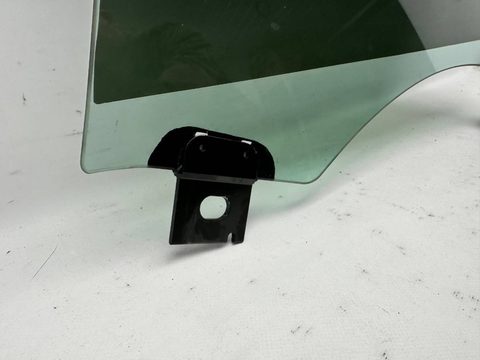 Форточка передняя левая Tesla Model S, 2018 г., OEM 43R001074, арт. B126477_4, фото 5