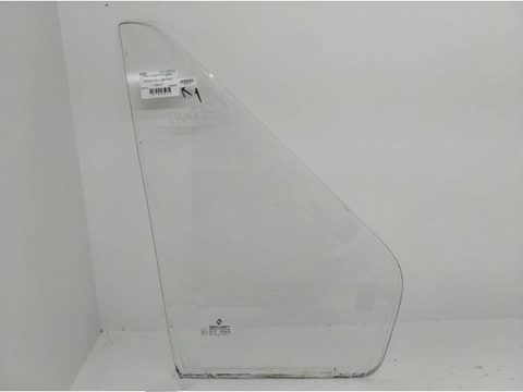 Форточка передняя правая Renault Trafic, 1994 г., арт. 10155972