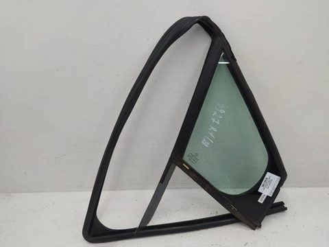 Форточка передняя правая Peugeot 308, 2008 г., арт. 10217611