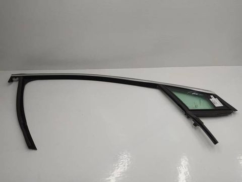 Форточка передняя правая Opel Astra, 2019 г., арт. 10375529