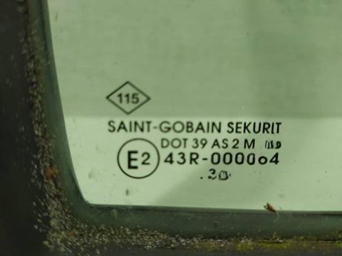 Форточка передняя правая Renault Master, 2003 г., арт. 10415652, фото 2