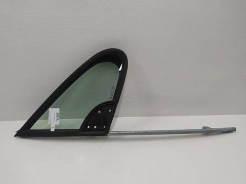 Форточка передняя правая Peugeot 307, 2004 г., арт. 10419519