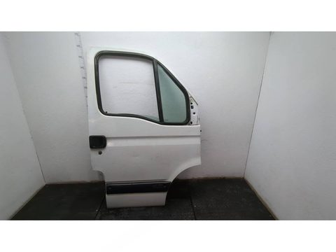 Форточка передняя правая Renault Master II, 2002 г., OEM 7700351164, арт. 11663866