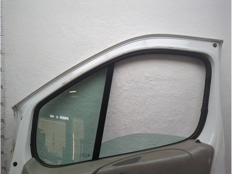 Форточка передняя правая Opel Vivaro A, 2001 г., OEM 91166259, арт. 11837709, фото 2