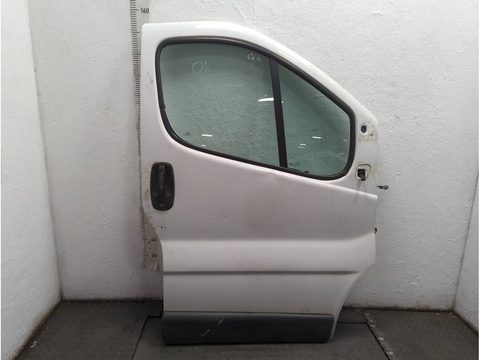 Форточка передняя правая Renault Trafic II рестайлинг, 2006 г., арт. 11860102
