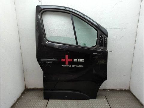 Форточка передняя правая Renault Trafic, 2016 г., OEM 768301999R, арт. 11902813