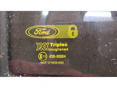 Форточка передняя правая Ford Transit V, 1994 г., OEM 1052530, арт. 20227853, фото 2