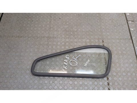 Форточка передняя правая Mercedes 208, 1994 г., OEM A6017250009, арт. 20334644