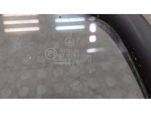 Форточка передняя правая Mercedes 208, 1994 г., OEM A6017250009, арт. 20334644, фото 2