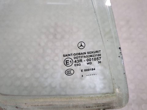 Форточка передняя правая Mercedes A W168 рестайлинг, 2001 г., арт. 20897404, фото 2