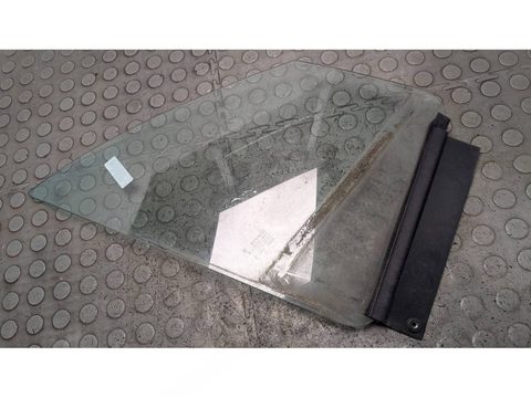 Форточка передняя правая Renault Megane I, 1995 г., OEM 7701470199, арт. 21267274
