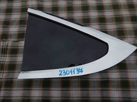 Форточка передняя правая Tesla Model X, 2015 г., OEM 43R004553, арт. 2301137