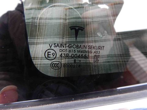 Форточка передняя правая Tesla Model X, 2015 г., OEM 43R004553, арт. 2301137, фото 2