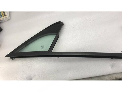 Форточка передняя правая Audi Q7, 2017 г., OEM 4M0845114, арт. 30164