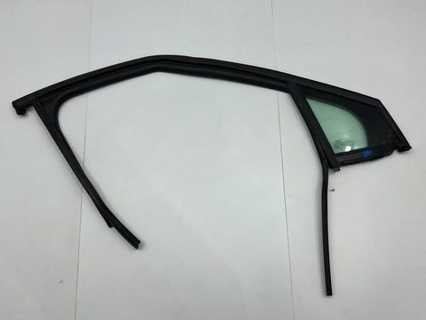 Форточка передняя правая Kia Carnival, 2022 г., арт. 32674617