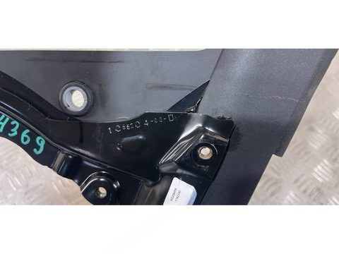 Форточка передняя правая Tesla Model X, 2024 г., OEM 105520400D, арт. 4369, фото 3