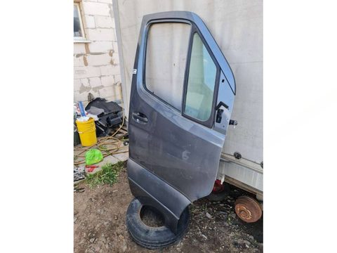 Форточка передняя правая Mercedes Sprinter, 2020 г., арт. 43973539
