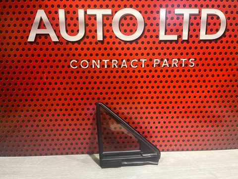 Форточка передняя правая Toyota RAV4 XA50, 2021 г., OEM 681250R040, арт. 4517