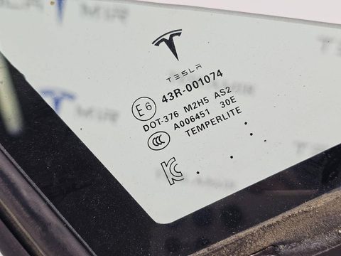 Форточка передняя правая Tesla Model S, 2017 г., OEM 1032610, арт. 45660, фото 2