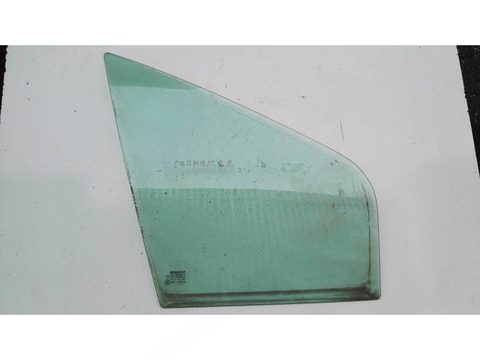 Форточка передняя правая Renault Scenic, 2000 г., арт. 49601