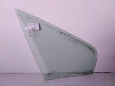 Форточка передняя правая Renault Scenic, 2000 г., арт. 50020503