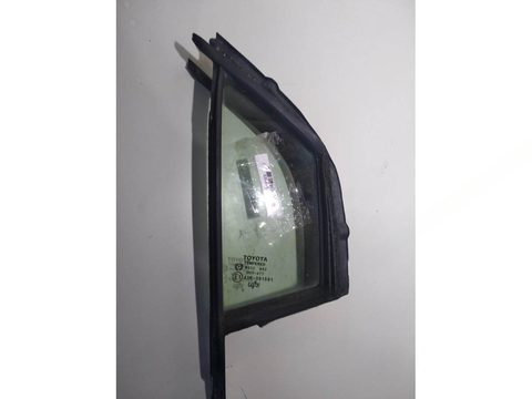 Форточка передняя правая Toyota Yaris, 2005 г., OEM 6810152030, арт. 53504519