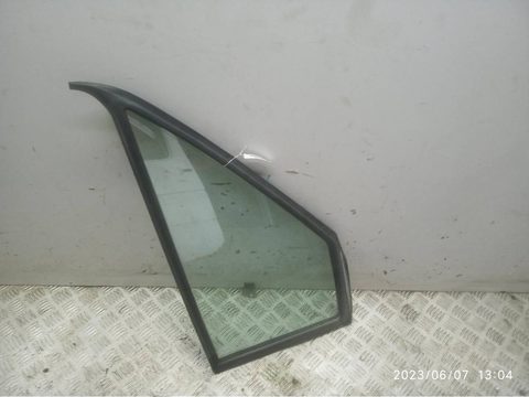 Форточка передняя правая Volkswagen LT, 1996 г., арт. 54283011