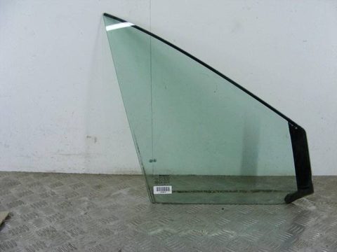 Форточка передняя правая Renault Scenic, 2004 г., арт. 814015