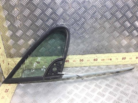 Форточка передняя правая Peugeot 307, 2005 г., OEM 43r00048, арт. 87300952