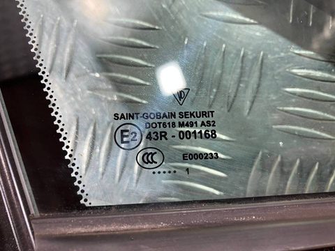 Форточка передняя правая Porsche Panamera, 2011 г., OEM 970542312, арт. 8739900, фото 9