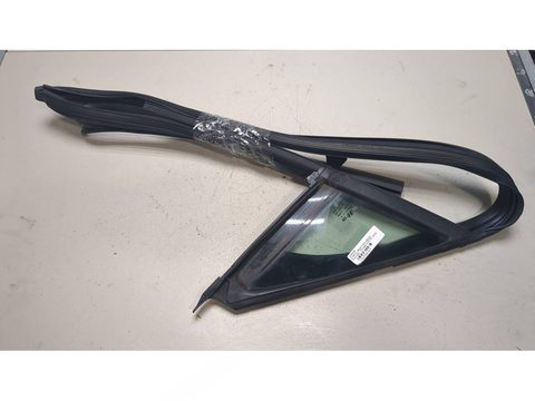 Форточка передняя правая Hyundai Sonata, 2020 г., OEM 82540L0000, арт. 8846329