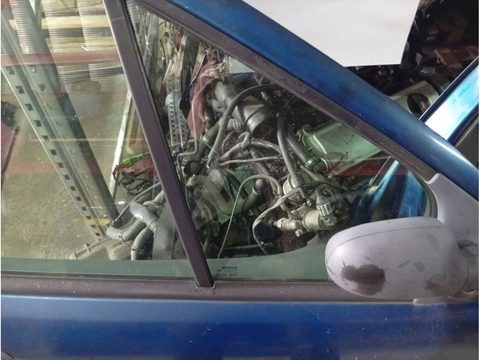 Форточка передняя правая Renault Scenic, 1997 г., арт. 98006394