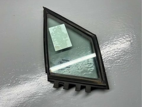 Форточка передняя правая Toyota Corolla Verso, 2006 г., OEM 681250F010, арт. B67125833, фото 3