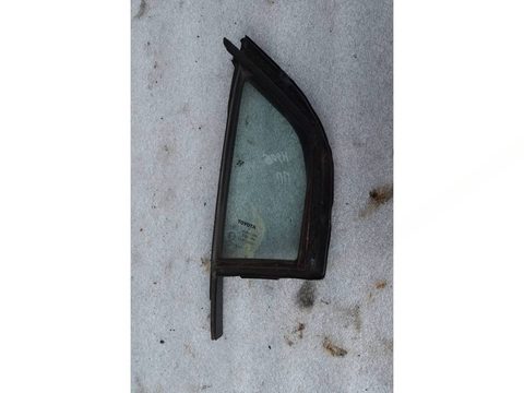Форточка передняя правая Toyota Yaris, 2008 г., арт. H906-29-8-1