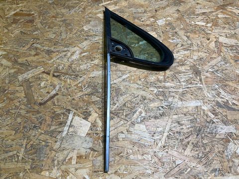Форточка передняя правая Peugeot 307, 2007 г., OEM 963445628, арт. min107619387