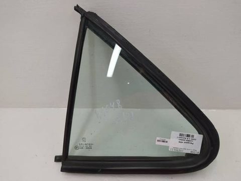 Форточка задняя левая Peugeot 406, 2000 г., арт. 10235111