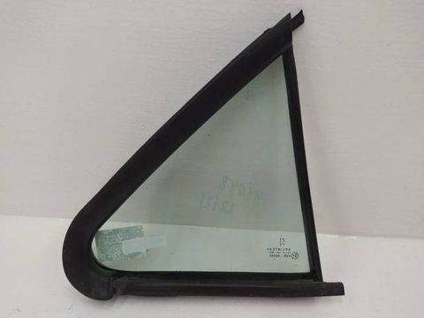 Форточка задняя левая Peugeot 406, 2000 г., арт. 10235111, фото 2