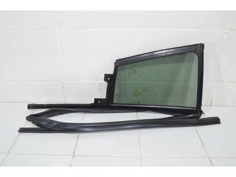Форточка задняя левая Kia Sportage SL, 2010 г., OEM 834173W000, арт. 103010