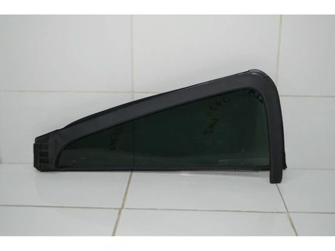 Форточка задняя левая Nissan Armada TA60, 2004 г., OEM 822637S000, арт. 122561, фото 6